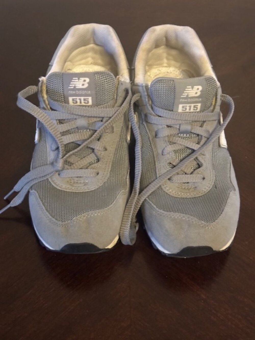 New Balance Womens sneakers size 6. grey